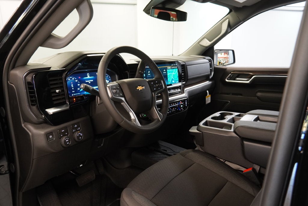 2026 Chevrolet Silverado 1500 LT LT1