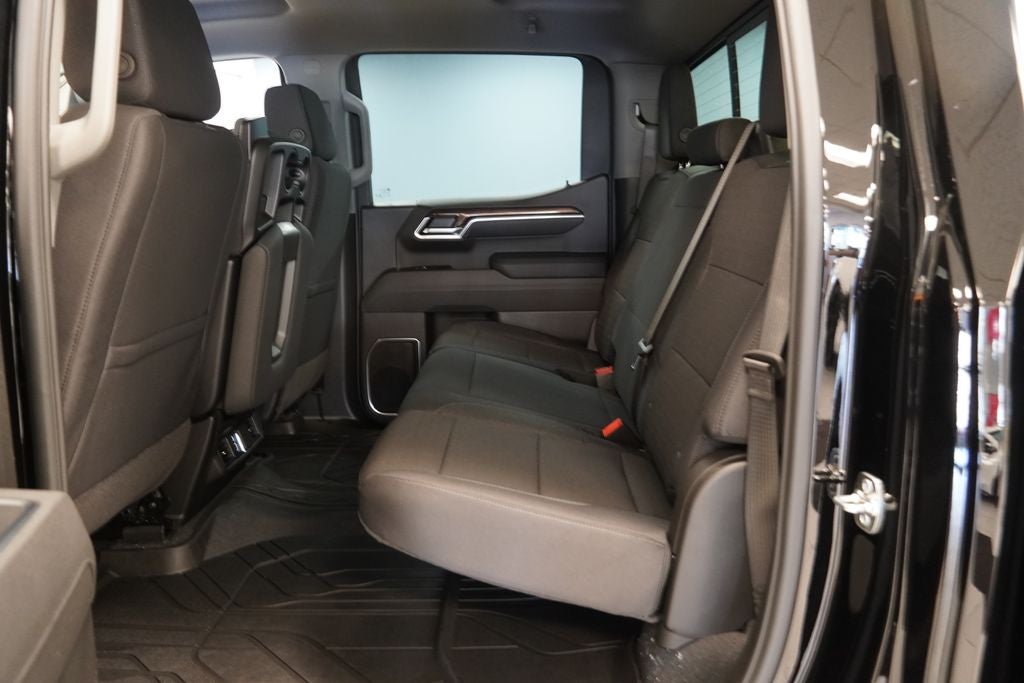 2026 Chevrolet Silverado 1500 LT LT1