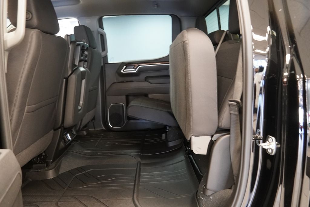 2026 Chevrolet Silverado 1500 LT LT1