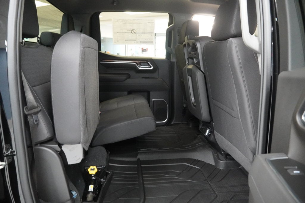 2026 Chevrolet Silverado 1500 LT LT1