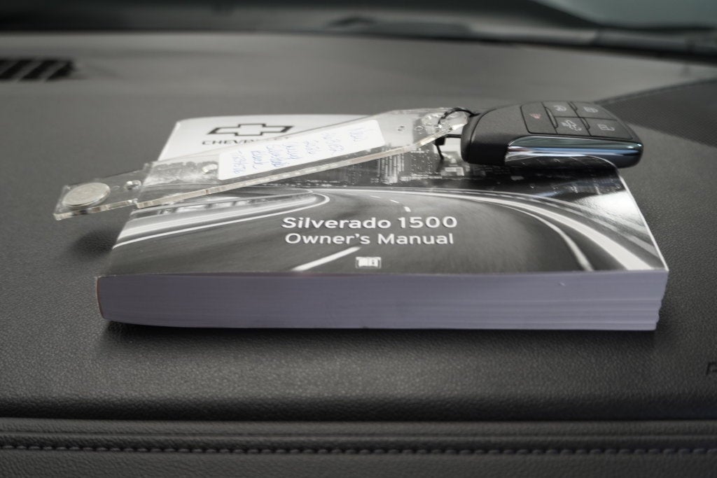 2026 Chevrolet Silverado 1500 LT LT1