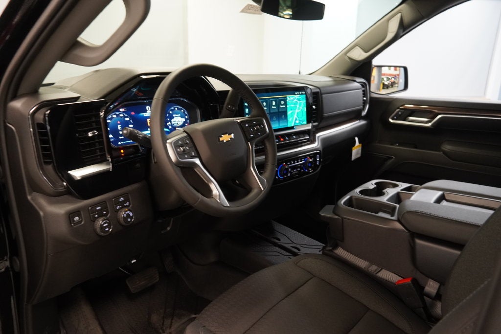 2026 Chevrolet Silverado 1500 LT LT1