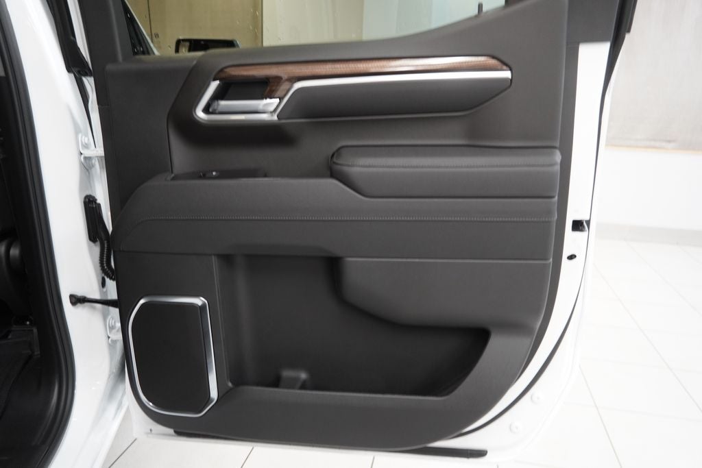 2026 Chevrolet Silverado 1500 LT LT1