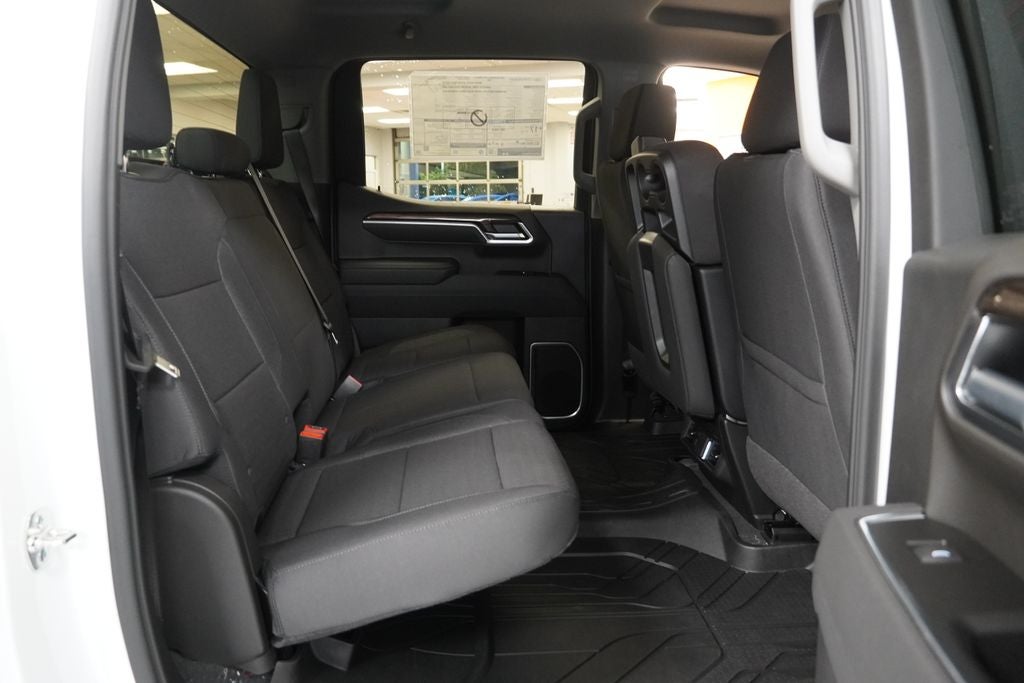 2026 Chevrolet Silverado 1500 LT LT1