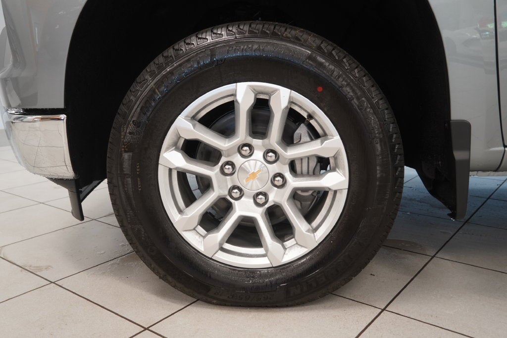 2026 Chevrolet Silverado 1500 LT LT1