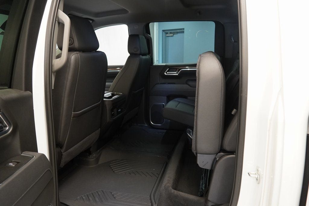 2025 Chevrolet Silverado 1500 LT LT1