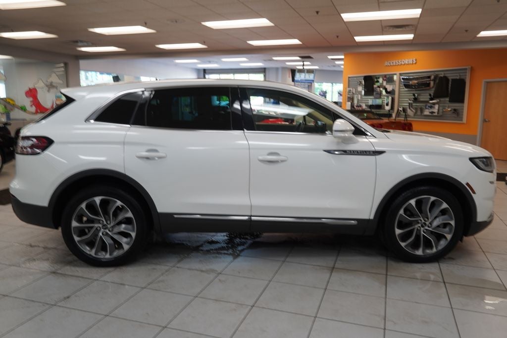 2022 Lincoln Nautilus Reserve AWD