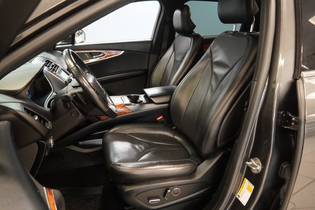 2019 Lincoln Nautilus Reserve AWD