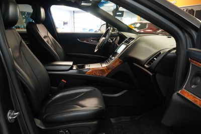 2019 Lincoln Nautilus Reserve AWD
