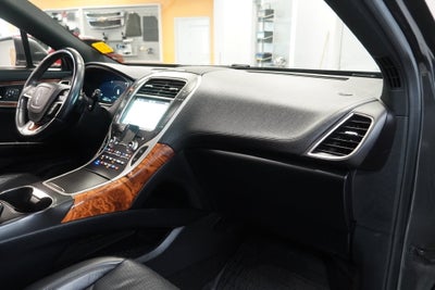 2019 Lincoln Nautilus Reserve AWD