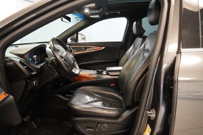2019 Lincoln Nautilus Reserve AWD