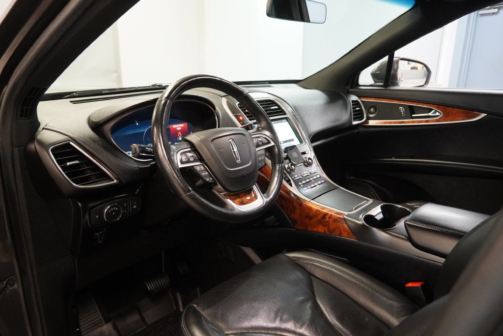 2019 Lincoln Nautilus Reserve AWD