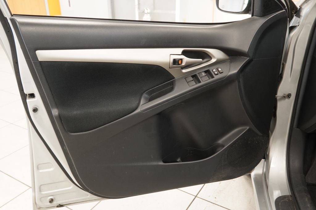 2013 Toyota Matrix S AWD