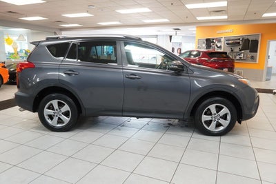2015 Toyota RAV4 XLE ( AWD )