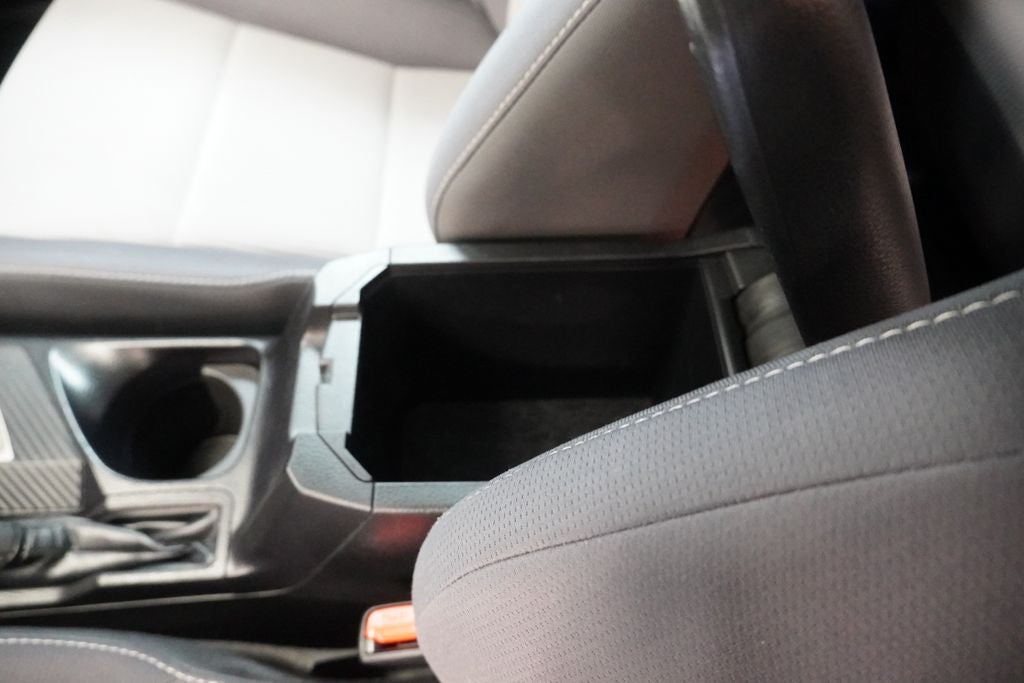 2015 Toyota RAV4 XLE ( AWD )