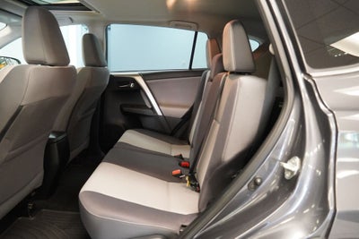 2015 Toyota RAV4 XLE ( AWD )