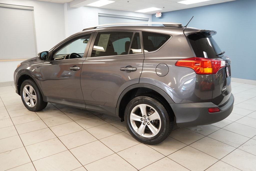 2015 Toyota RAV4 XLE ( AWD )