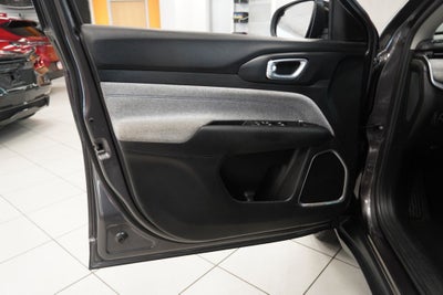 2022 Jeep Compass Latitude 4WD