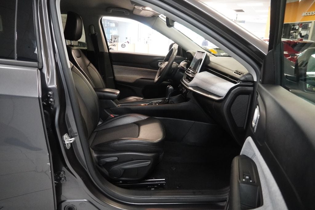 2022 Jeep Compass Latitude 4WD