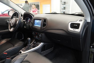 2019 Jeep Compass Latitude 4WD