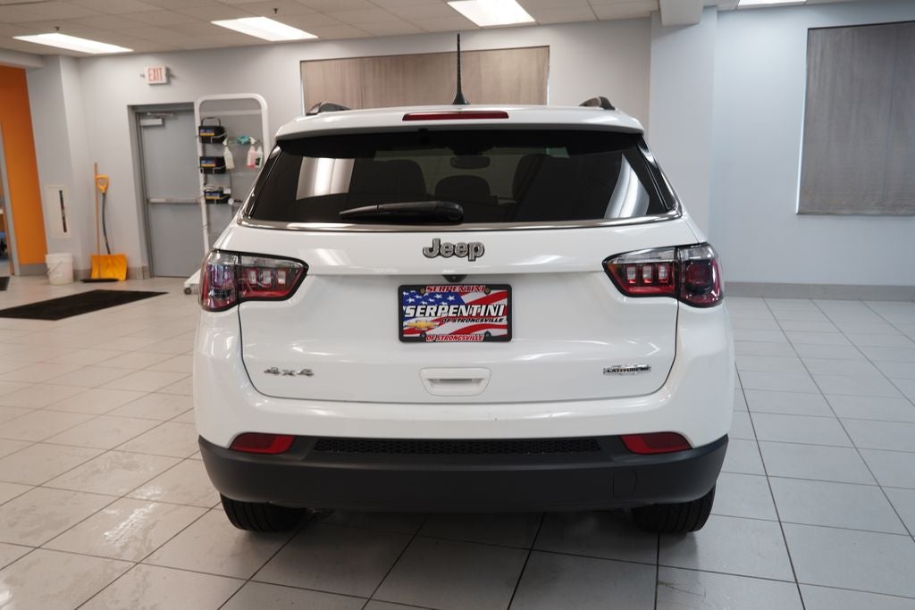 2023 Jeep Compass Latitude Lux 4WD