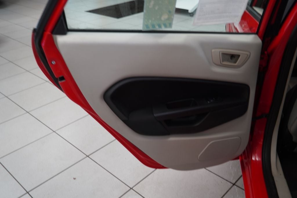 2012 Ford Fiesta SE ( PRE-AUCTION )