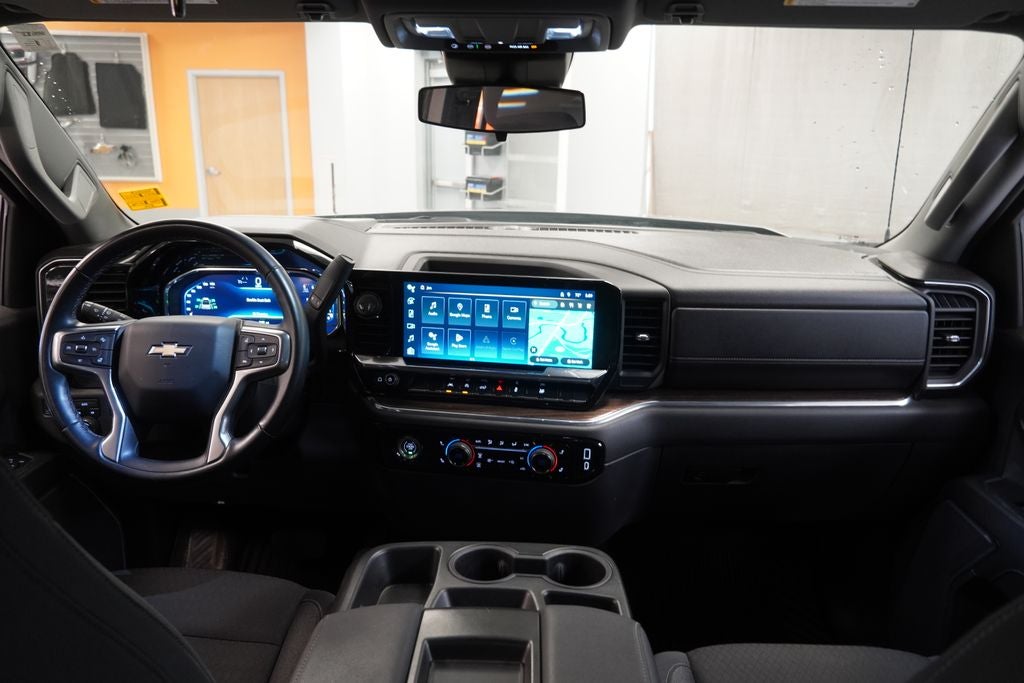 2024 Chevrolet Silverado 1500 LT CREW CAB 4X4