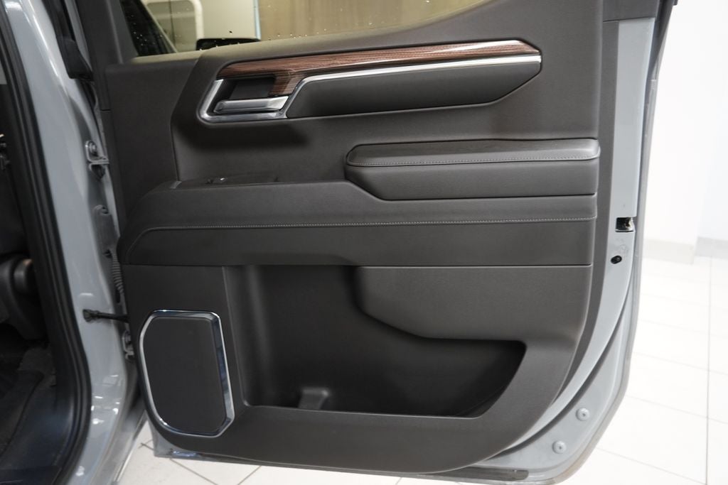2024 Chevrolet Silverado 1500 LT CREW CAB 4X4