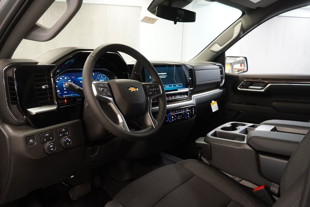 2026 Chevrolet Silverado 1500 LT LT1