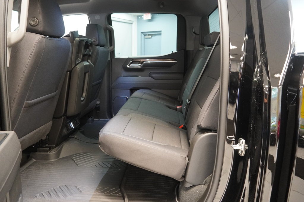 2026 Chevrolet Silverado 1500 LT LT1