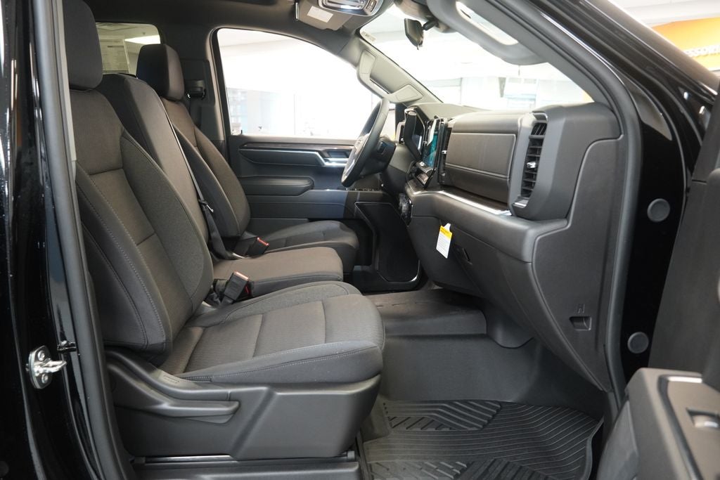 2026 Chevrolet Silverado 1500 LT LT1
