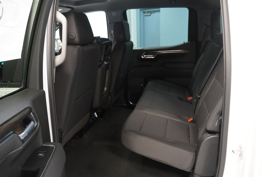 2026 Chevrolet Silverado 1500 LT LT1
