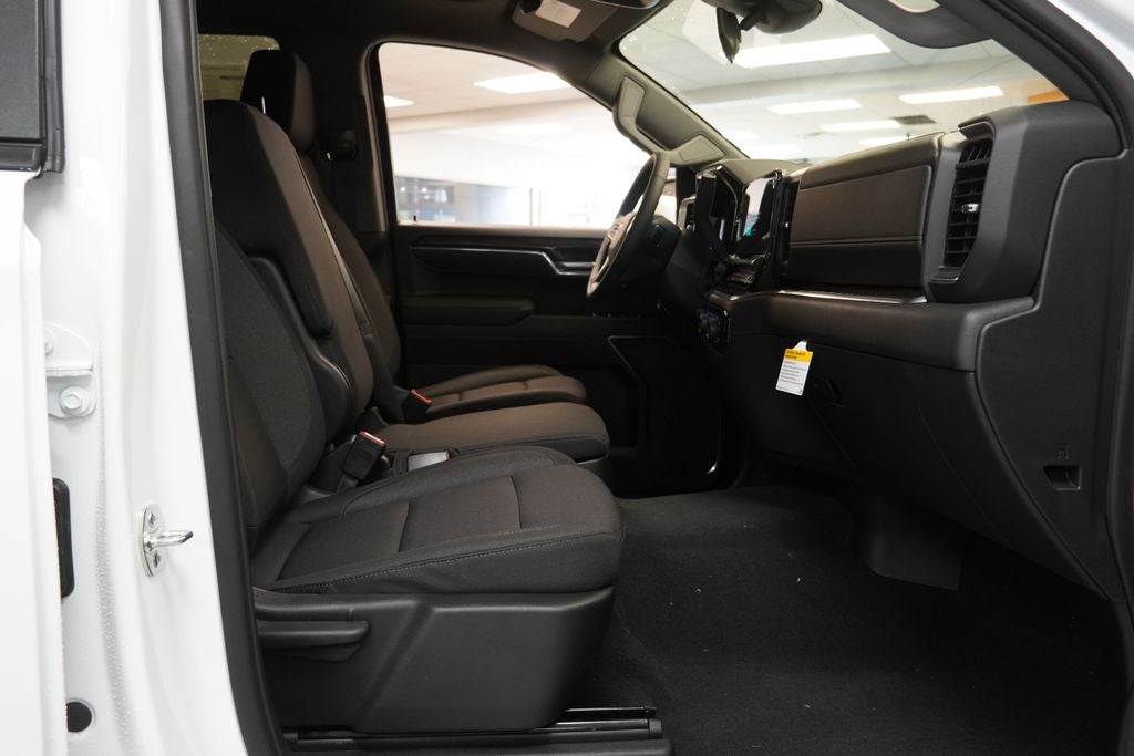 2026 Chevrolet Silverado 1500 LT LT1