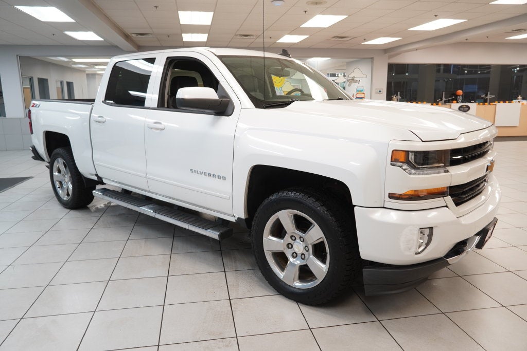2018 Chevrolet Silverado 1500 LT LT2 CREW CAB 4WD