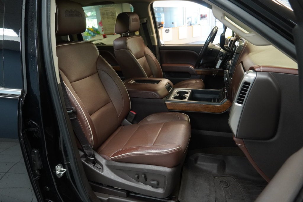 2016 Chevrolet Silverado 1500 High Country (4WD)