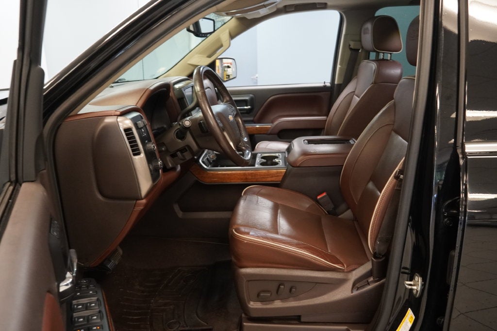 2016 Chevrolet Silverado 1500 High Country (4WD)