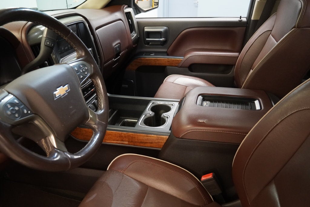 2016 Chevrolet Silverado 1500 High Country (4WD)