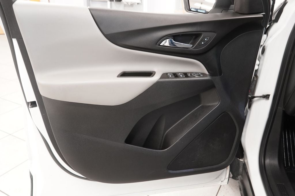 2021 Chevrolet Equinox LS ( AWD )