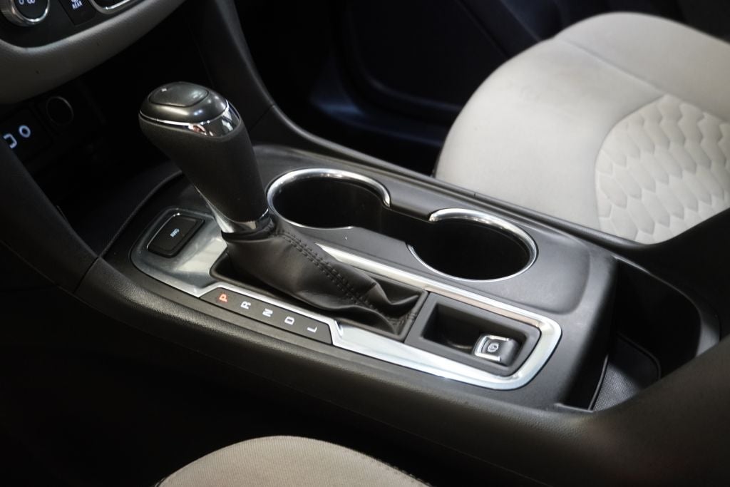 2021 Chevrolet Equinox LS ( AWD )