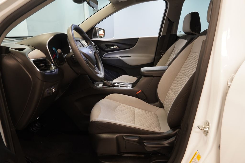 2021 Chevrolet Equinox LS ( AWD )