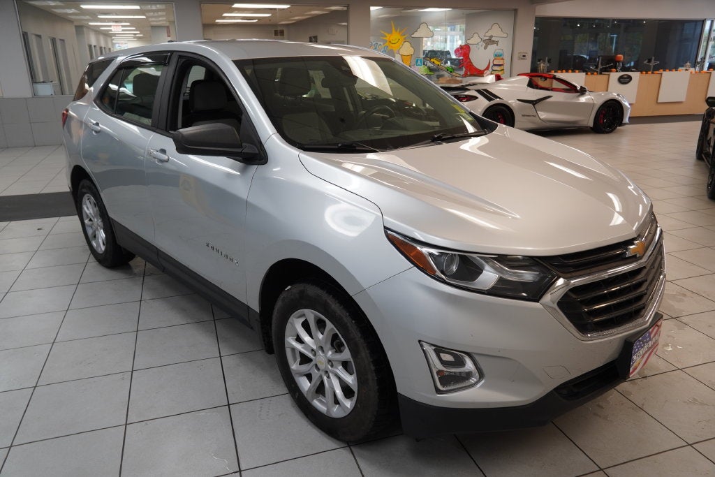 2021 Chevrolet Equinox LS ( AWD )