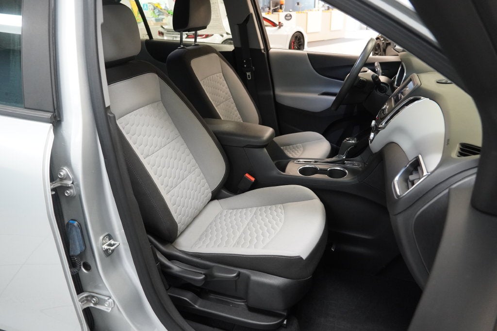 2021 Chevrolet Equinox LS ( AWD )