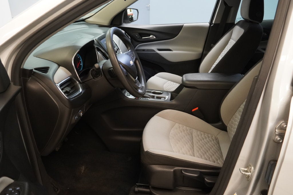 2021 Chevrolet Equinox LS ( AWD )