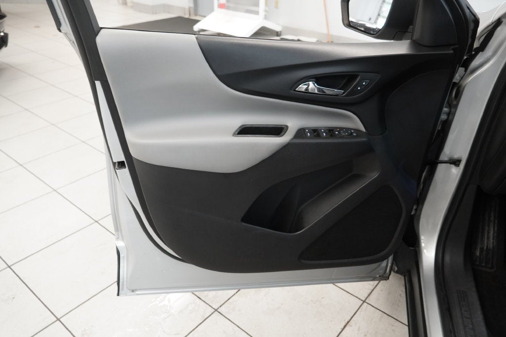 2021 Chevrolet Equinox LS ( AWD )