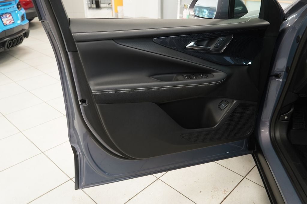 2025 Chevrolet Blazer EV LT