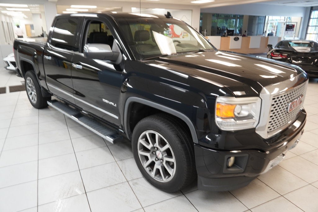 2015 GMC Sierra 1500 Denali CREW CAB 4WD