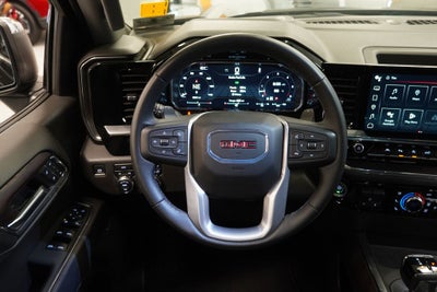 2024 GMC Sierra 1500 SLT CREW CAB 4X4