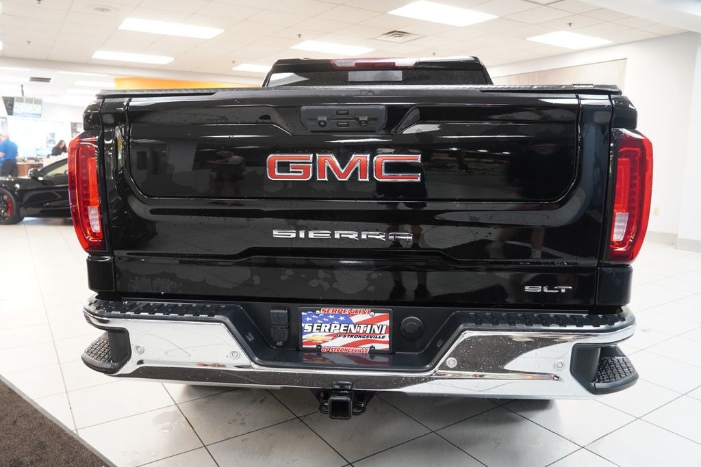 2024 GMC Sierra 1500 SLT CREW CAB 4X4