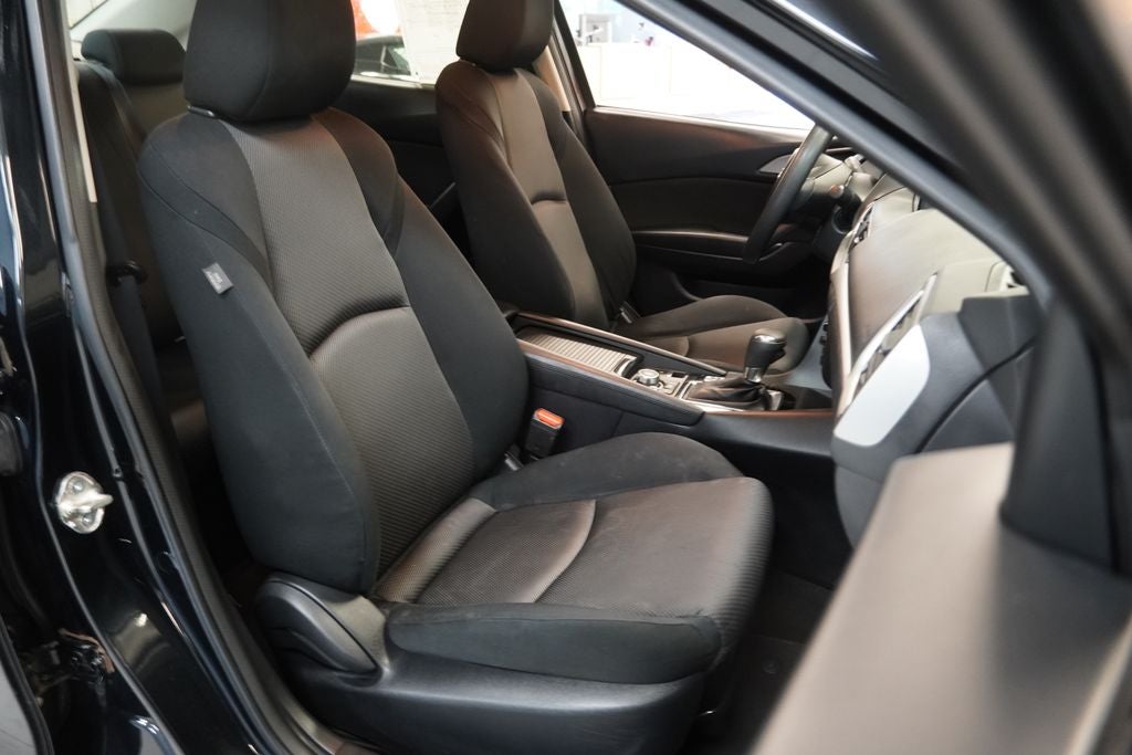 2017 Mazda Mazda3 Sport