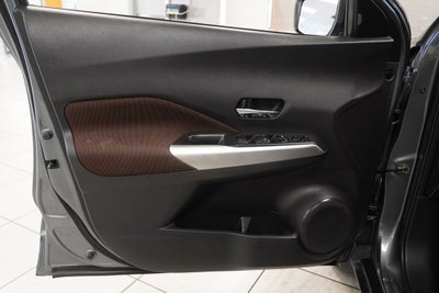 2019 Nissan Kicks SR